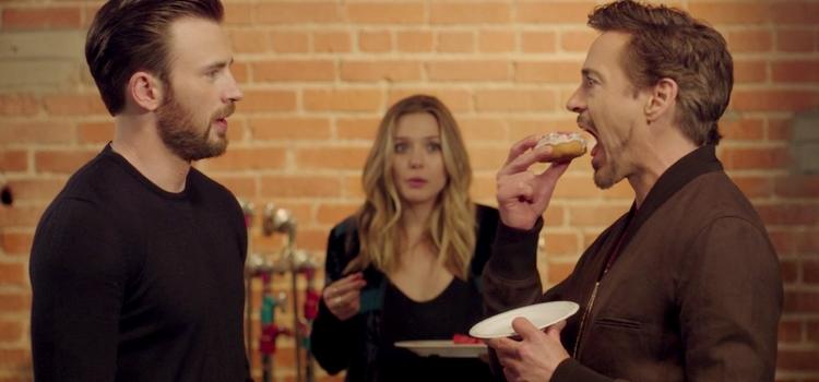 Chris Evans e Robert Downey Jr brigam pelo último donut.