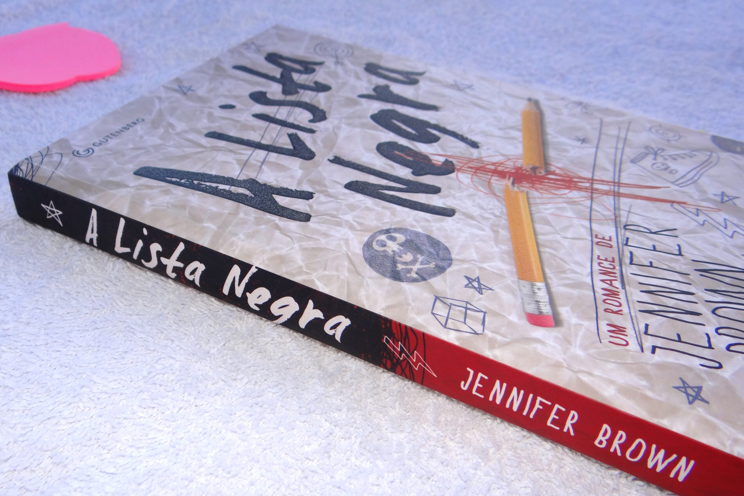 Livro: “A Lista Negra” de Jennifer Brown