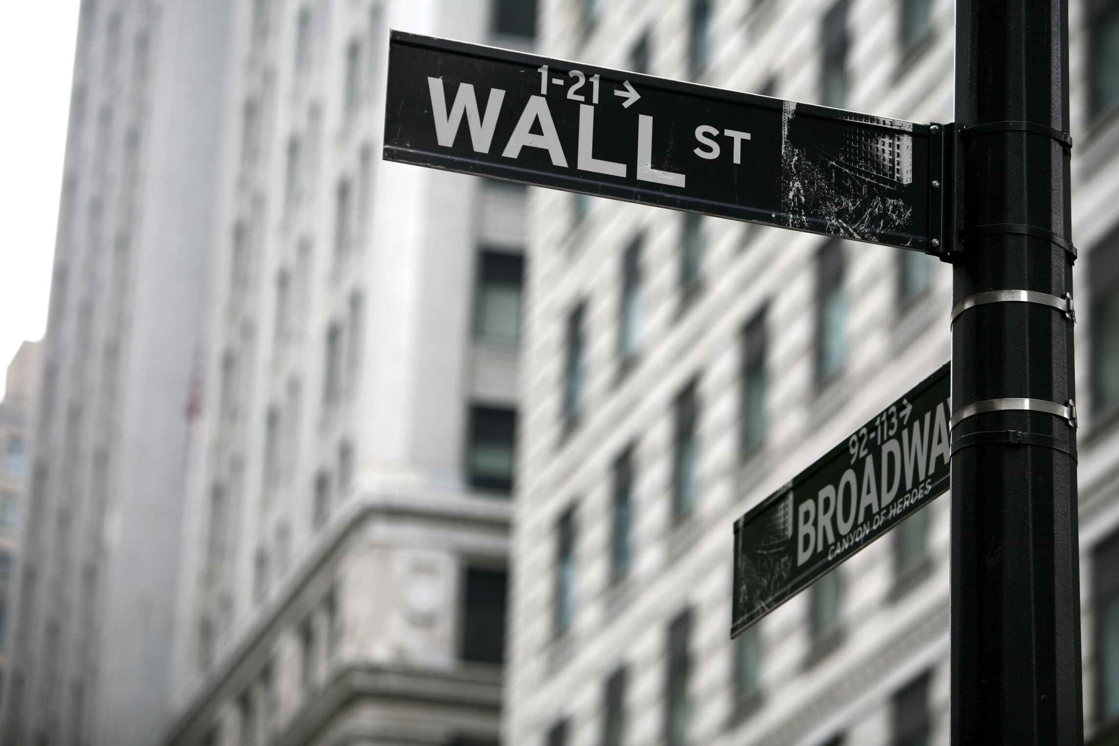 Lançamento Astral Cultural | Wall Street – A saga de um brasileiro em Nova York