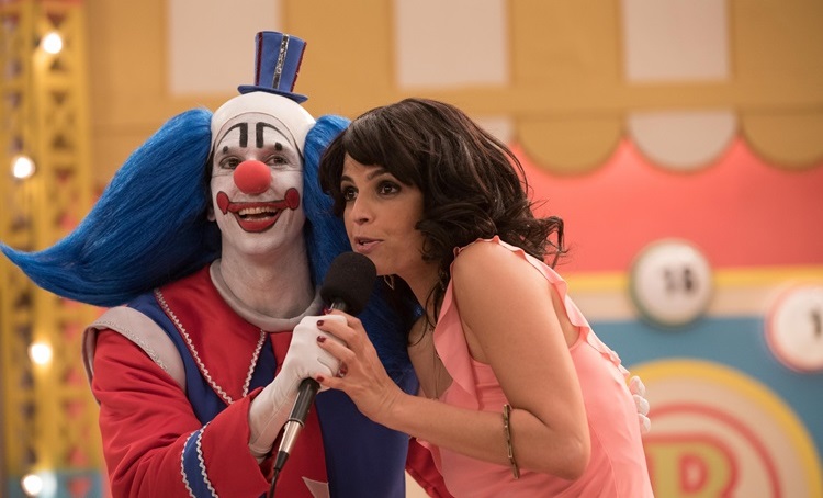 Bingo – O Rei Das Manhãs: Gretchen Dança Conga E Avalia Interpretação De Emanuelle Araújo Em Novo Vídeo!
