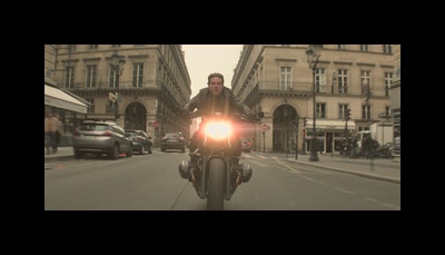 Novo filme da franquia “Missão: Impossível” atesta a coragem e disposição de Tom Cruise