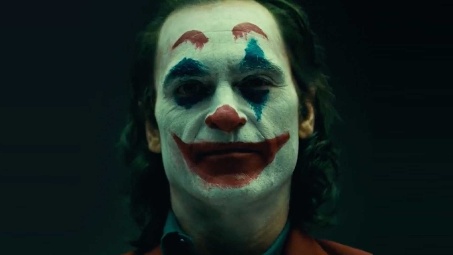 Coringa (Joker): profundo, marcante e de um realismo assustador. Obra-prima!