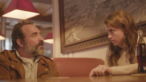 Com Jean Dujardin e Adèle Haenel ‘DEERSKIN: ESTILO MATADOR’ estreia no Now, Vivo Play, Apple TV, YouTube Filmes e Google Play