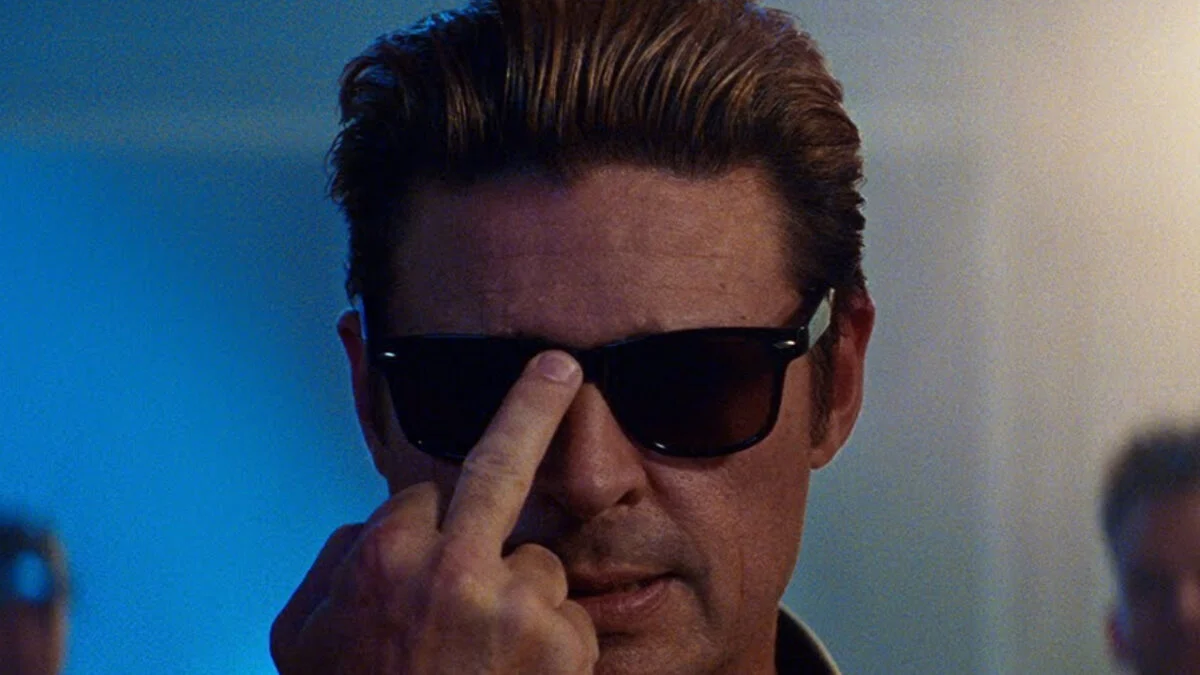 Johnny Cage em ação! Teaser de Mortal Kombat II apresenta estrela de Hollywood em trailer fictício