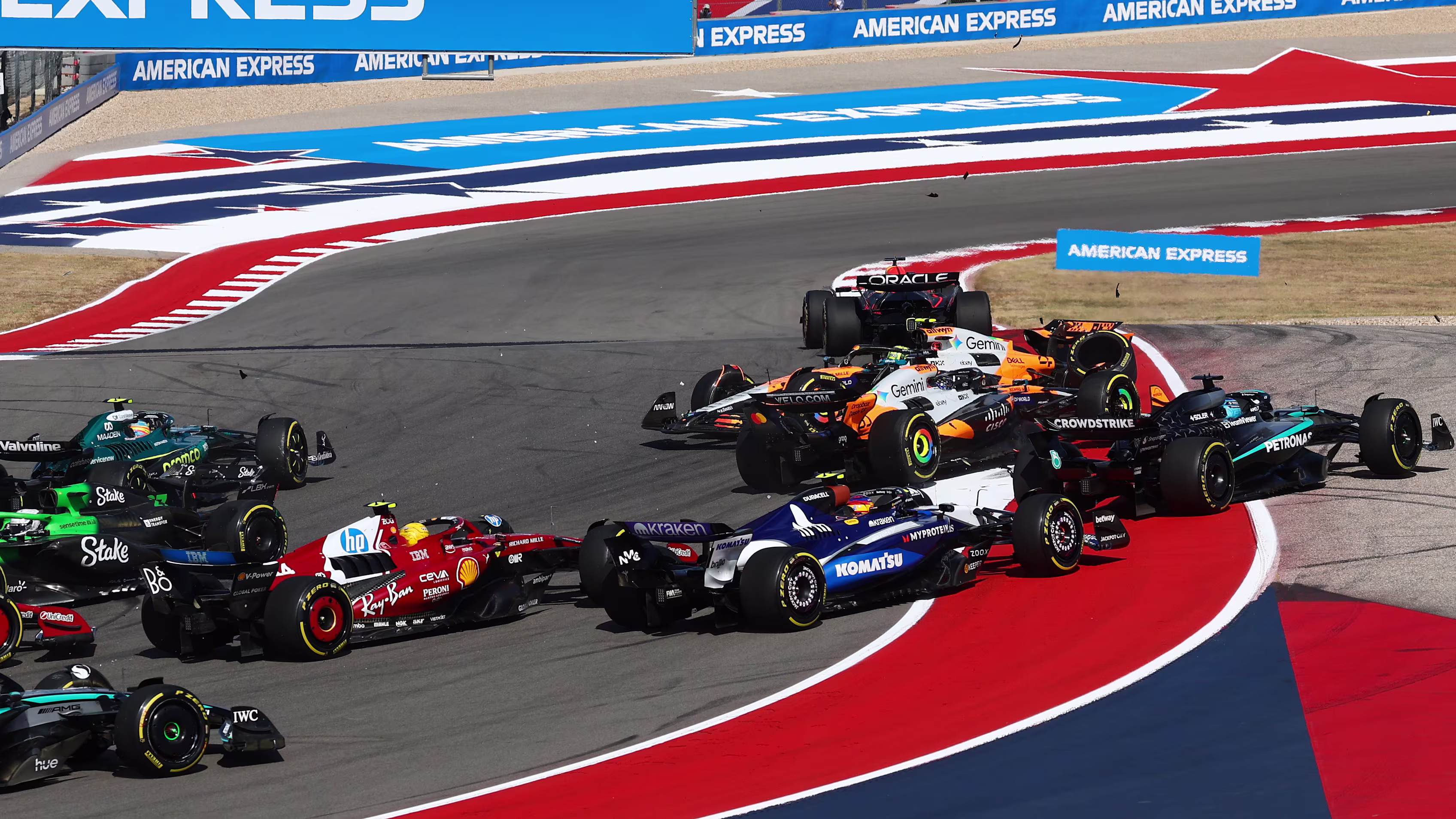 Verstappen vence Sprint caótica nos Estados Unidos enquanto McLaren sofre colapso duplo na largada